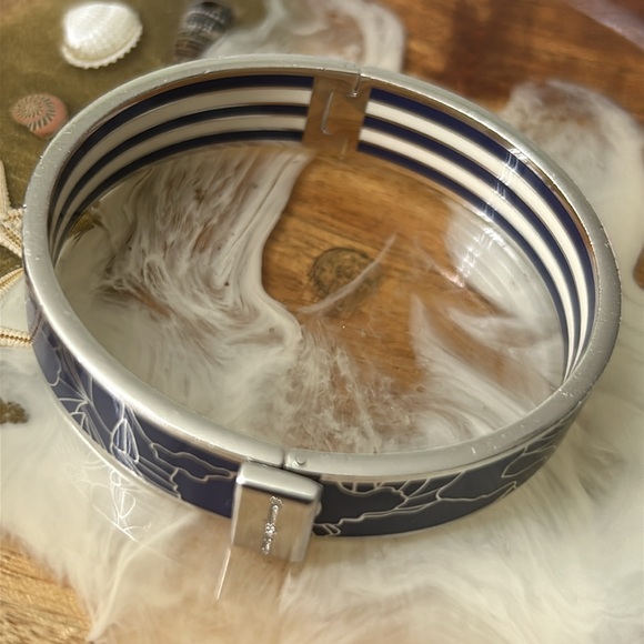 🖤RARE💕Tommy Bahama bangle - Picture 4 of 17